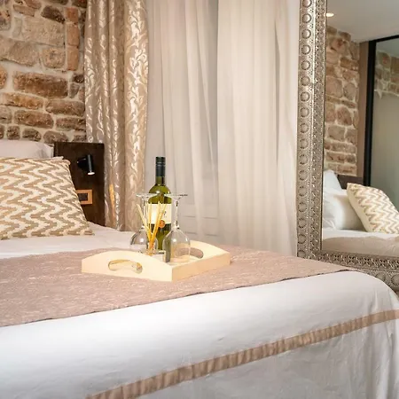 Maison d'hôtes Ziggy Star In Diocletian Palace 3*